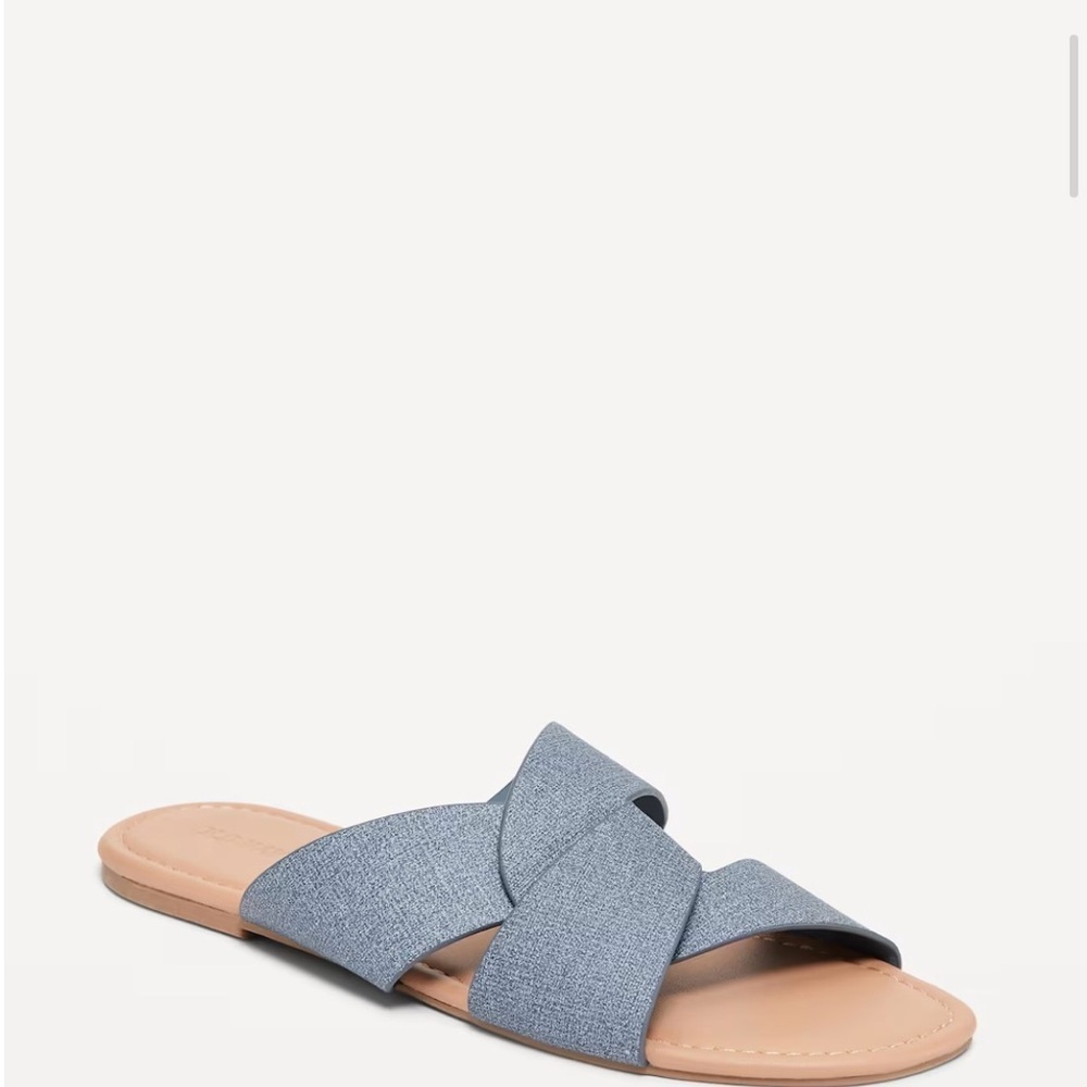 ❤️2/$15 or 3/$21❤️ Old Navy Faux Leather Link Strap Slip-on Sandals, Size 9 - Picture 2 of 10